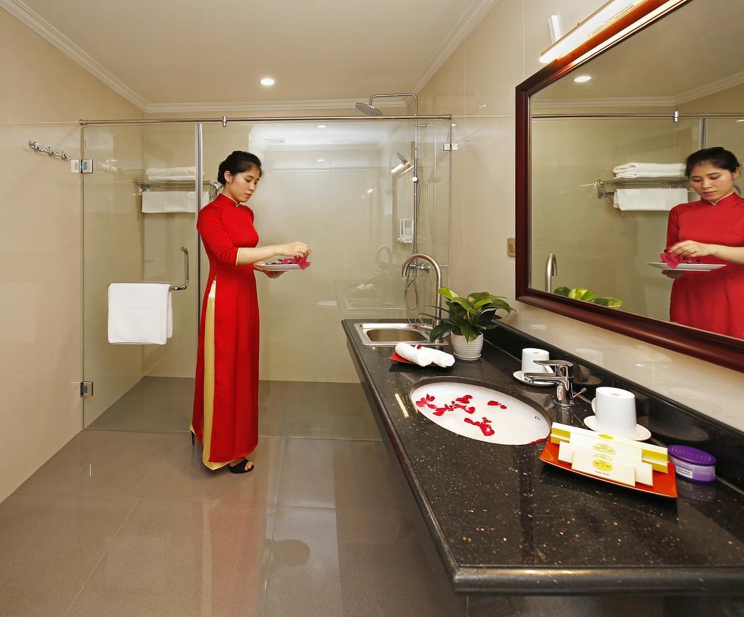 Bac Ninh Uri Hotel Exterior foto